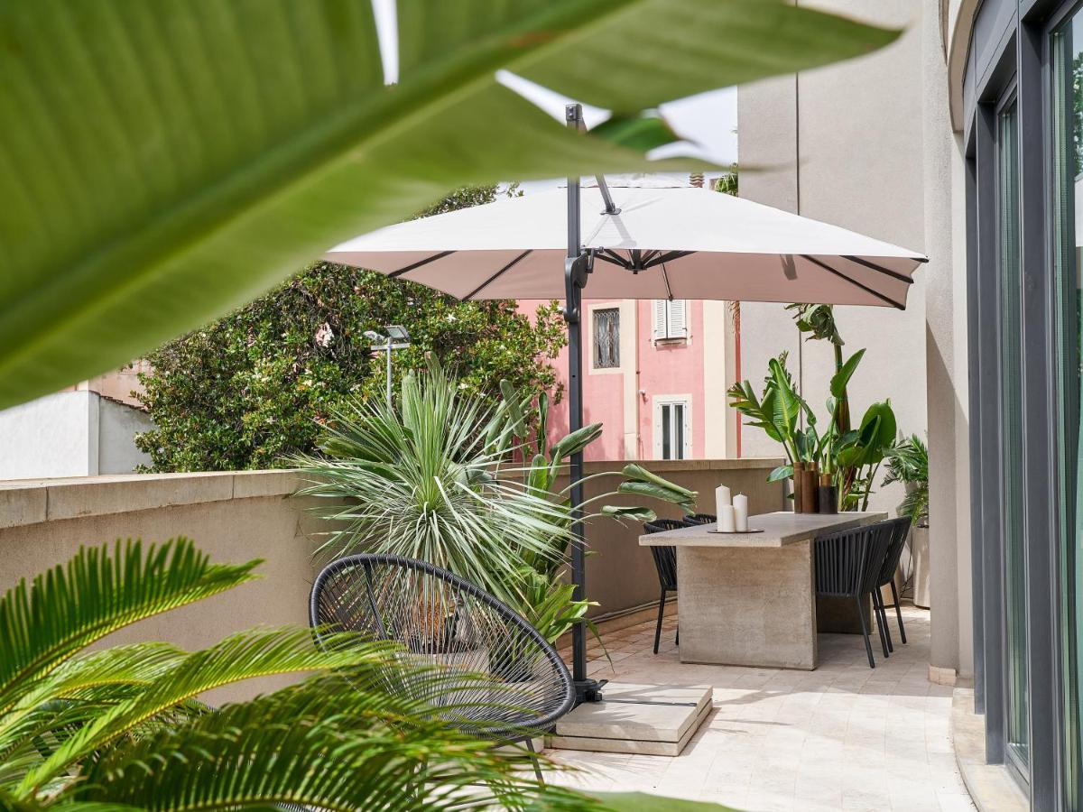 Le Residenze By Victoria Palace Cattolica Exterior foto